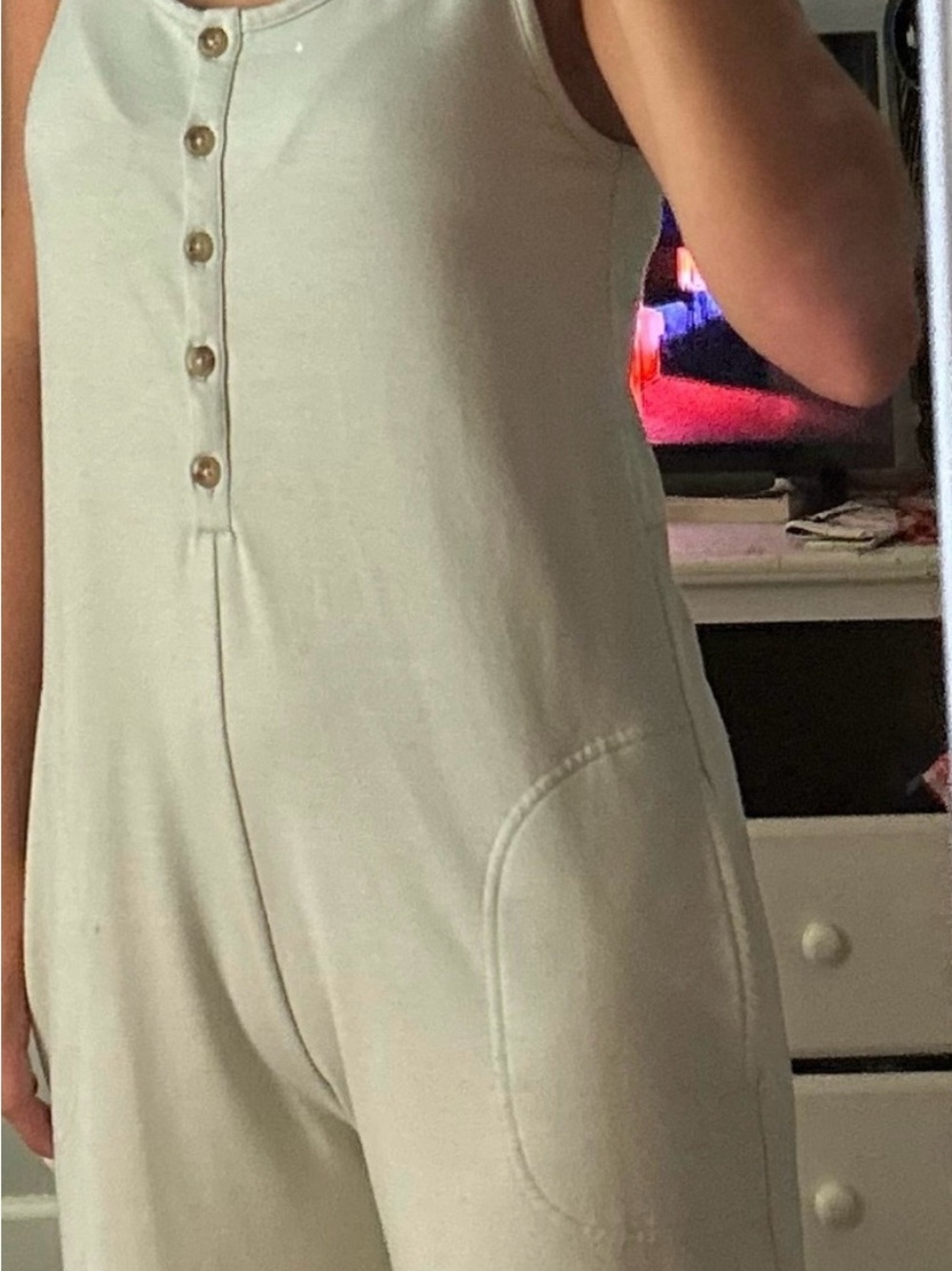 Natural Reflections Sleeveless Scoop-Neck Jumpsuit in Sage Green